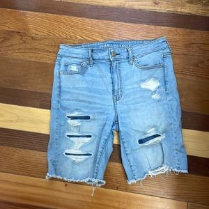 American Eagle Bermuda Shorts